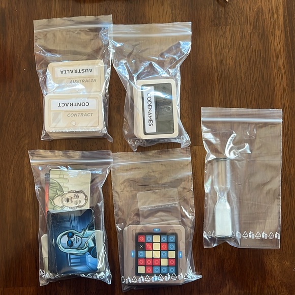 Codenames Game - Picture 4 of 4